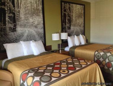 Hotel Super 8 By Wyndham Windsor/Madison North Esterno foto